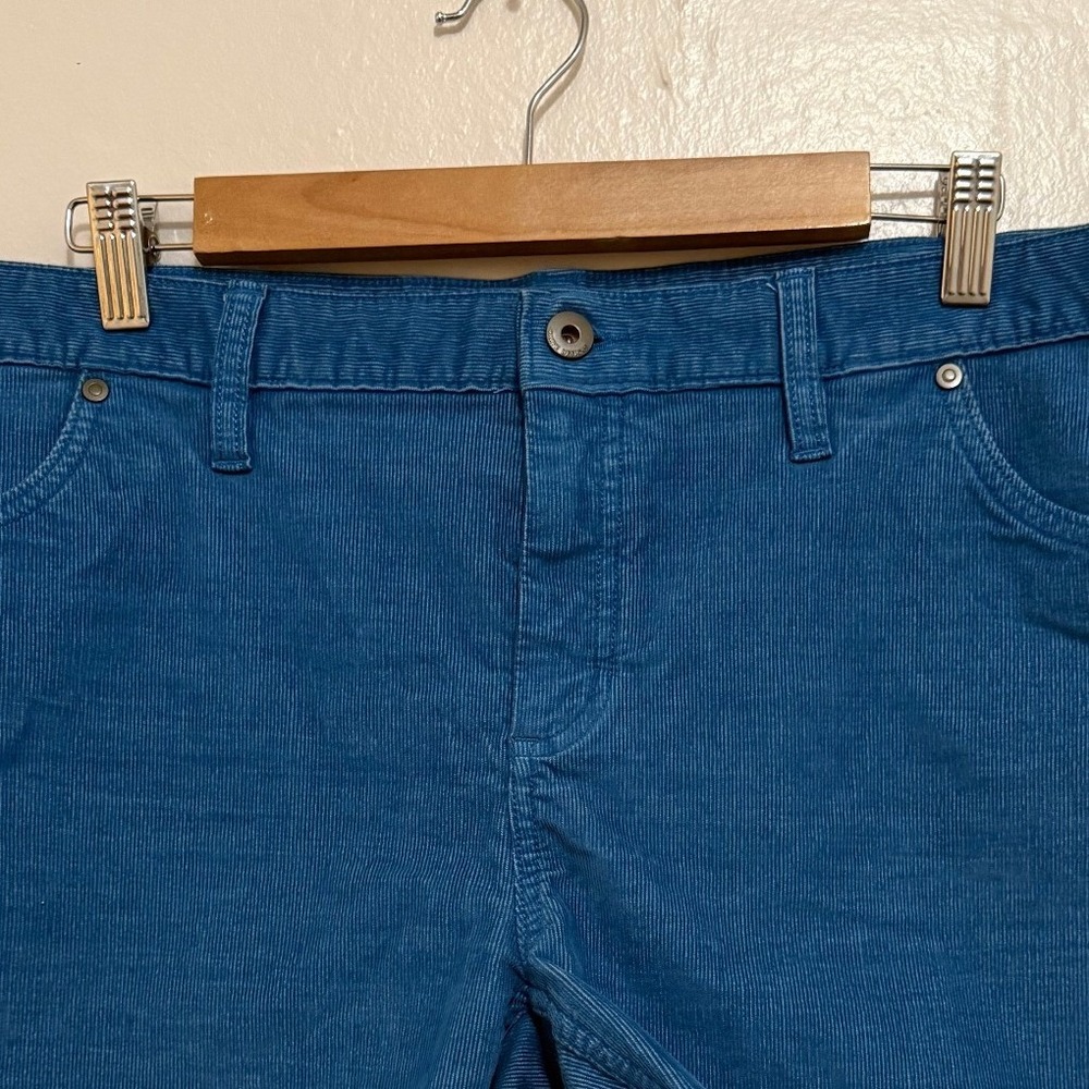 Carve Designs Women Shorts 16 Blue Corduroy Raw Hem Coastal Boho Summer Cut-offs - Picture 2 of 10